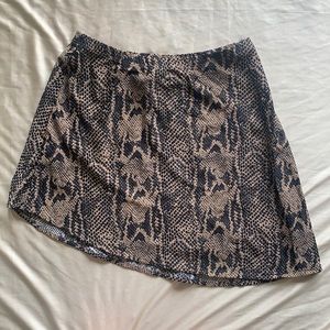 Liz Claiborne Retro Python Miniskirt | Snake Print Asymmetrical Mini Skirt